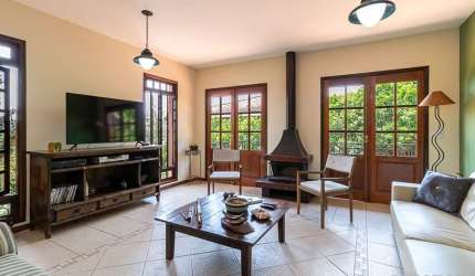 Casa em condomínio fechado com 4 quartos à venda na João Baptista Villanova Artigas, 160, Jardim Indaiá, Embu das Artes, 291 m2 por R$ 1.750.000
