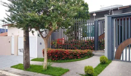 Casa com 3 dormitórios à venda, 300 m² por R$ 890.000,00 - Parque Dos Ipês - Jaguariúna/SP