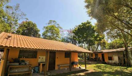 Área - terreno para chácara à venda com 239.258m² no bairro Botujuru em Mogi das Cruzes