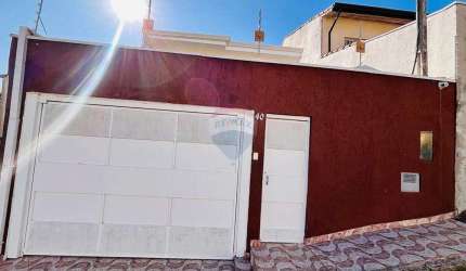 Sobrado à venda, com 150m² de terreno, sendo 136m² de área construída,  no bairro Jardim Camila, em Mogi Das Cruzes.