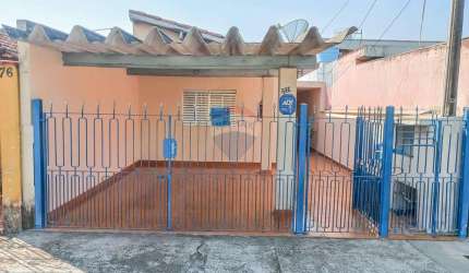 Casa térrea à venda no bairro de Jundiapeba em Mogi das Cruzes-SP