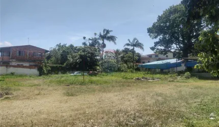 Área - lote - terreno com 4.000m² à venda no bairro de Braz Cubas em Mogi das Cruzes