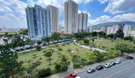 Apartamento para venda com 124,00m² com 4 dormitórios e 2 suíte no Edifício Cayman, no Loteamento Mogilar em Mogi das Cruzes-SP