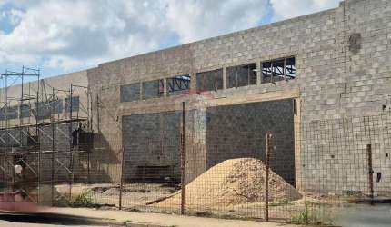Aluguel de Ponto Comercial em Mogi das Cruzes - Nova Construção no Botujuru