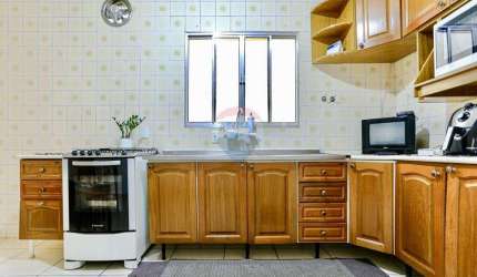 Casa térrea à venda no bairro Alto Ipiranga em Mogi das Cruzes