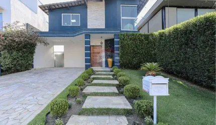 Casa para Locação no Aruã Eco Park Lagos em Mogi das Cruzes com reserva e pomar ao fundo