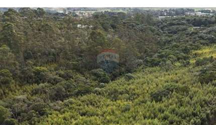 Terreno - área com 63,364m² no bairro Ipelândia em Suzano