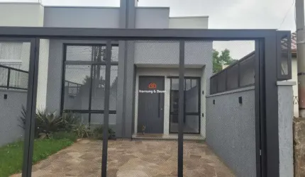 Casa com churrasqueira e piscina , bem localizada em Sapiranga no bairro São Jacó