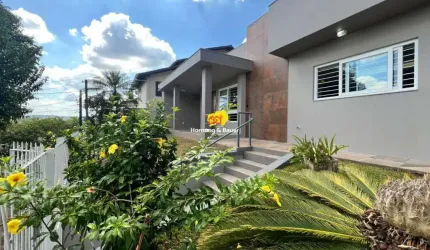 Casa à venda em Novo Hamburgo, com 180m², semi mobiliada - bairro Operário