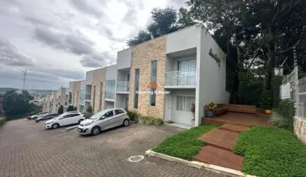 Casa em condomínio no bairro Rondônia em Novo Hamburgo