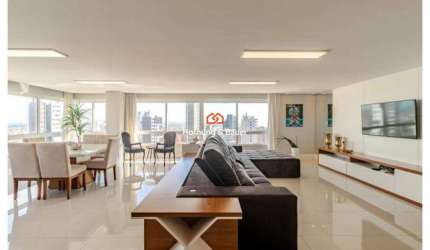 Apartamento semi-mobiliado à venda em Torres/RS na Praia Grande - Edifício Golden Tower!