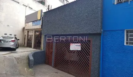 Vende-se Sobrado com 04 Dormitórios, Garagem para 03 Carros com Portão Automático em Taboão São Bernardo do Campo