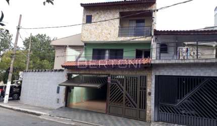 Sobrado 3 Dormitórios 2 Suites 4 Vagas em Taboão São Bernardo do Campo