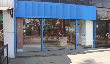 Loja para locação no Alto de Pinheiros, excelente ponto comercial.