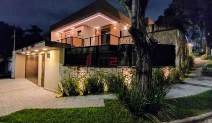 Casa térrea com 3 suítes, 9 vagas, 345 m2 no City América
