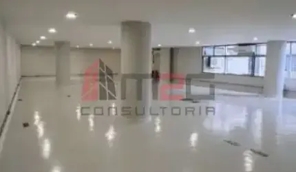Conjunto Comercial Reformado no centro de São Paulo