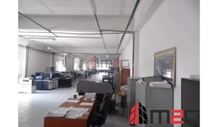 Prédio comercial para venda ou locação na Barra Funda.