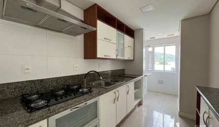 Apartamento semimobiliado no bairro Ressacada - Itajaí/SC