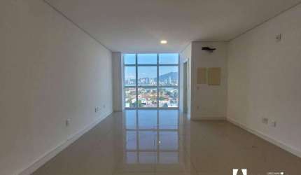 Sala para alugar, 40 m² por R$ 2.605,00/mês - Centro - Navegantes/SC