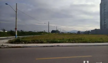 Terreno no bairro Cordeiros!