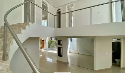 ibeda - Casa a venda no Condomínio Porto Boulevard Salas amplas, 4 suítes + home