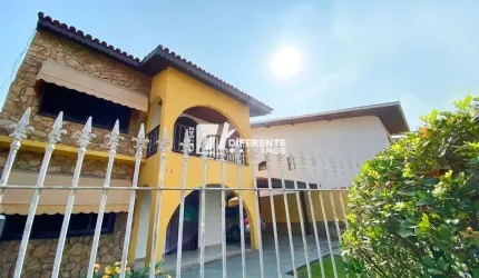 Casa com 3 dormitórios à venda, 429 m² por R$ 820.000,00 - Andrade Araújo - Nova Iguaçu/RJ