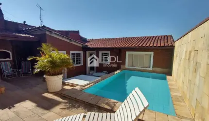 Casa com 2 quartos à venda na Rua Doutor Osvaldo Anhert, 555, Jardim Aurélia, Campinas, 217 m2 por R$ 870.000