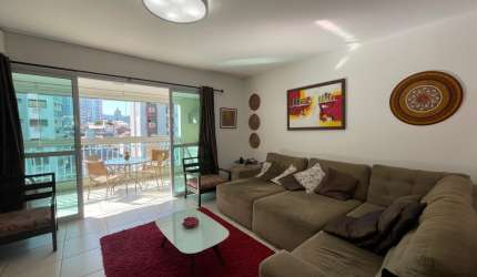 Apartamento à venda Agronômica, 3 dormitórios sendo 1 suíte,  dependência com banheiro,2 vagas, R$ 1.390.000,00.