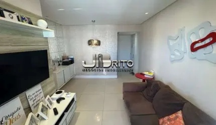 Apartamento com 3 Quartos e 3 banheiros à Venda, 80 m² por R$ 610.000