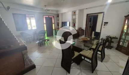 Casa à venda em Niterói, Badu, com 3 quartos, 198m²