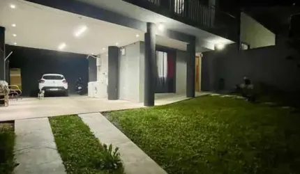 Sobrado para Venda em Curitiba, Alto Boqueirão, 3 dormitórios, 1 suíte, 3 banheiros, 8 vagas