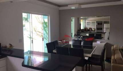 Casa com 3 dormitórios à venda, 220 m² por R$ 1.050.000,00 - Parque Nova Jandira - Jandira/SP