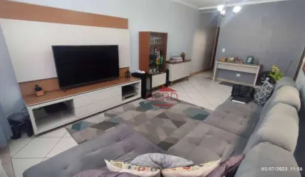 SOBRADO A VENDO NO PESTANA COM 3 DORMITÓRIOS SENDO 1 SUÍTE.