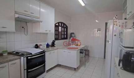 Sobrado com 3 dormitórios à venda, 236 m² por R$ 855.000,00 - Bela Vista - Osasco/SP
