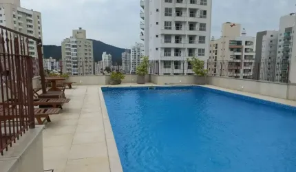 More a minutos do Centro. Apartamento com 3 dormitórios, sendo 1 suíte.