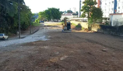 Excelente Terreno no Bairro Velha.