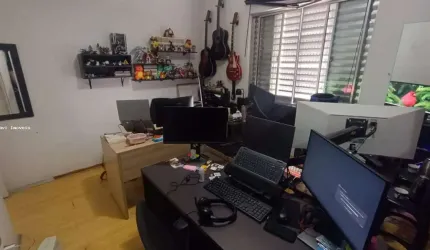 Apartamento para Venda, Independência, 2 dormitórios, 1 banheiro, 1 vaga