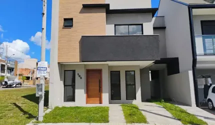 Excelente sobrado em São José dos Pinhais!