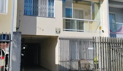 Excelente sobrado em São José dos Pinhais!