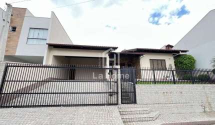 Casa com 4 quartos à venda na Escola Agrícola, Blumenau , 205 m2 por R$ 899.000