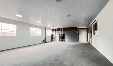 Barracão / Galpão / Depósito com 2 salas para alugar na Vila Nova, Blumenau , 380 m2 por R$ 11.120