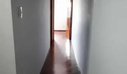 Casa com 3 quartos à venda na Vila Camilópolis, Santo André  por R$ 900.000