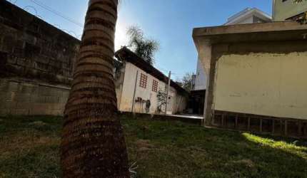 Imperdível! Casa à venda em Osasco-SP, Bela Vista: 2 quartos, 1 sala, 2 banheiros, 5 vagas, 100m². Venha conferir!