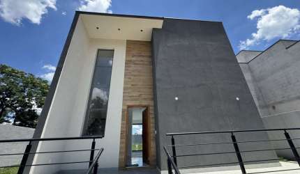 Venda de Casa de Condomínio com 3 Quartos e 121m² no Parque Rizzo, Cotia-SP!