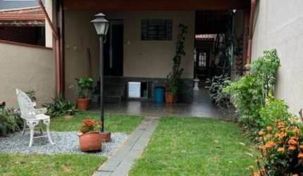Excelente sobrado localizado no Jardim Papai,