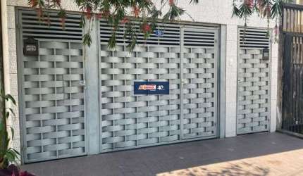 Casa com 2 quartos à venda na Rua Miguel Tavares, 58, Parque Flamengo, Guarulhos, 250 m2 por R$ 600.000