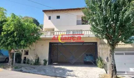 EXCELENTE SOBRADÃO EM ARUJA