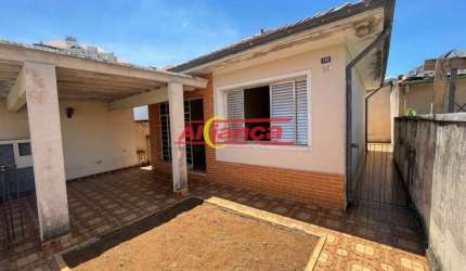 Casa Térrea na Vila Zamataro ? Seu Novo Lar Aguardando Transformação!