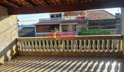 Sobrado à venda com suíte no Continental