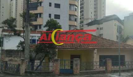 Casa terrea de esquina no centro de Garulhos , 300 metros, ideal para prestação de serviços